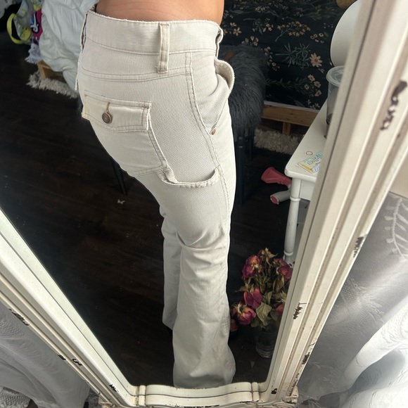 Adorable low waisted carpenter corduroy’s - Picture 4 of 4